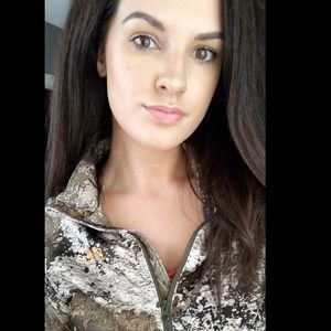 Meet your Posher, Erica